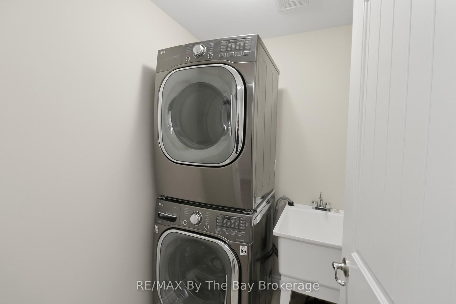 126 Delphi Lane • Blue Mountains, ON photo 39
