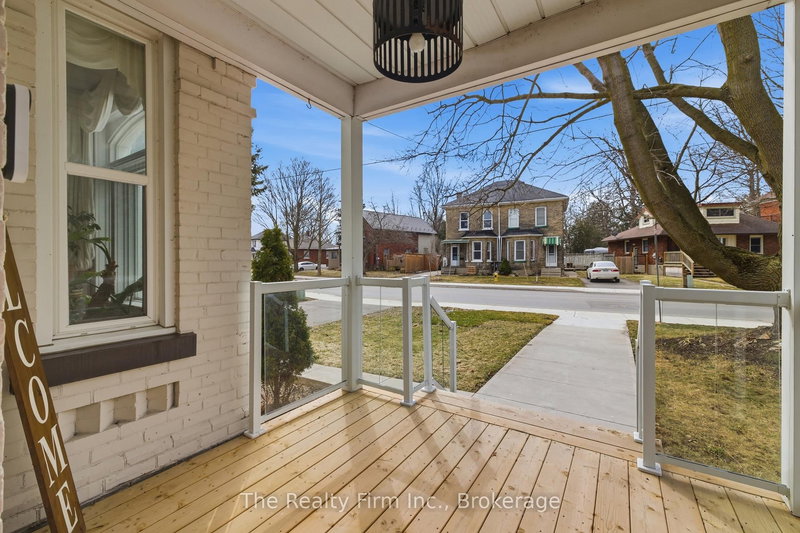 751 Rathbourne Ave, Woodstock, N4S 4L6 | Image 2