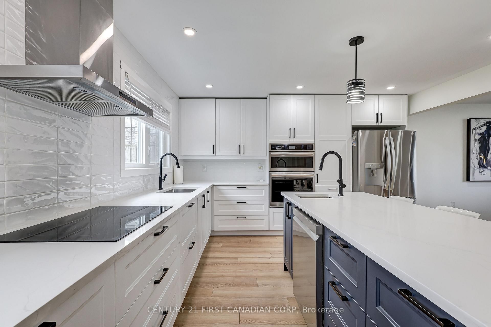 123 HILLSMOUNT Crescent