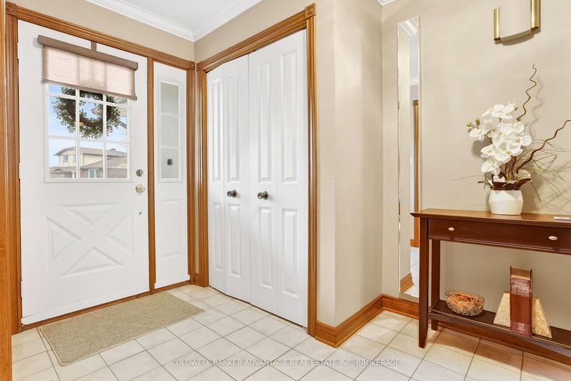 41 Adel Dr E, St. Catharines, L2M 3W9 | Image 2