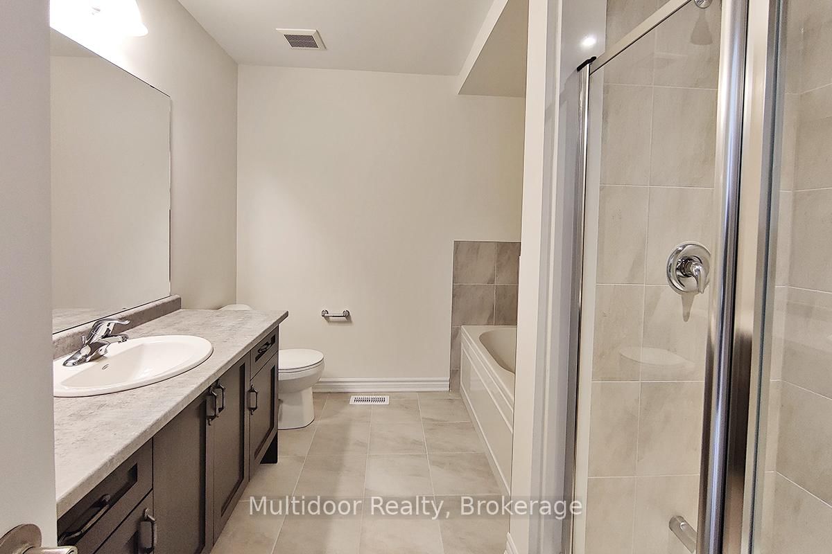 Townhouse for lease at 67-305 Garner Road, Hamilton, Ontario, L9G 3K9 - Ancaster - MLS: X12907946