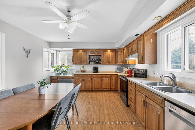 1424 Burford-Delhi Townline