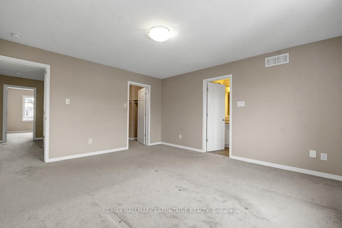 Townhouse for sale at 381 Sweetflag Street, Ottawa, Ontario, K2J 5Y7 - Barrhaven - Longfields - MLS: X12908024