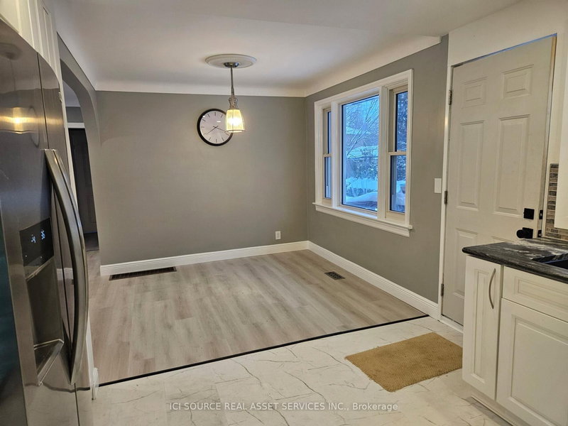 52 Speedvale Ave W, Guelph, Ontario