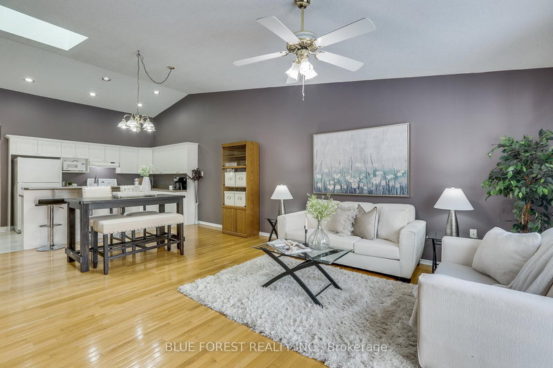 21 - 680 Commissioners Rd W, London South, N6K 4T8 | Image 3