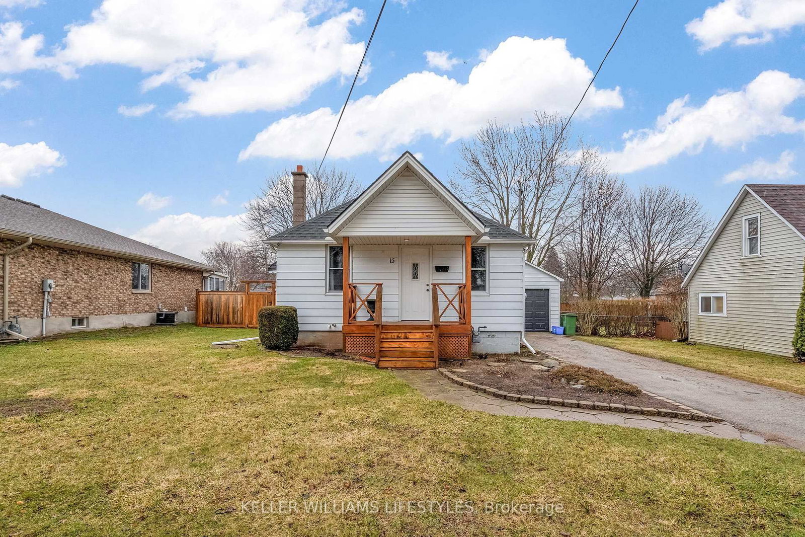 Listing photo 2