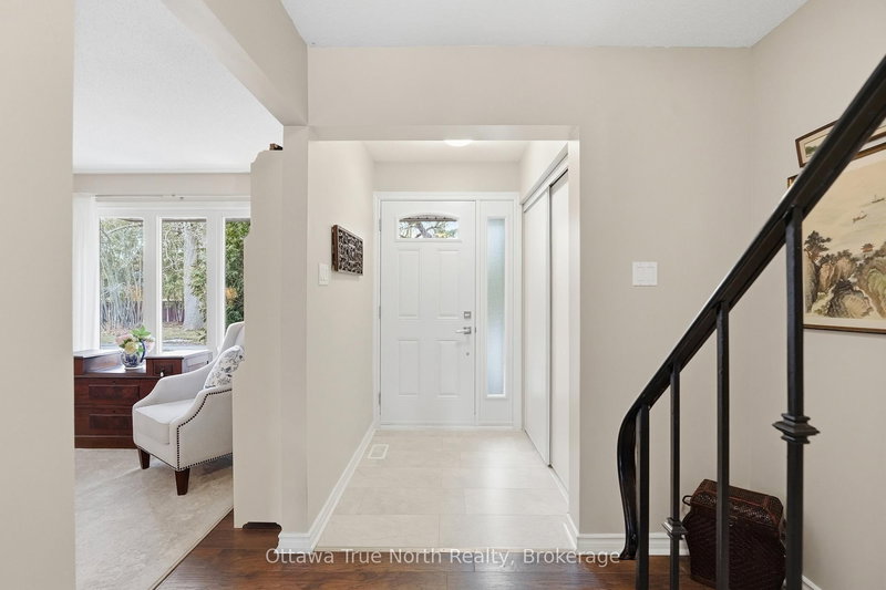 73 - 21 Midland Cres, Ottawa, K2H 8P6 | Image 3