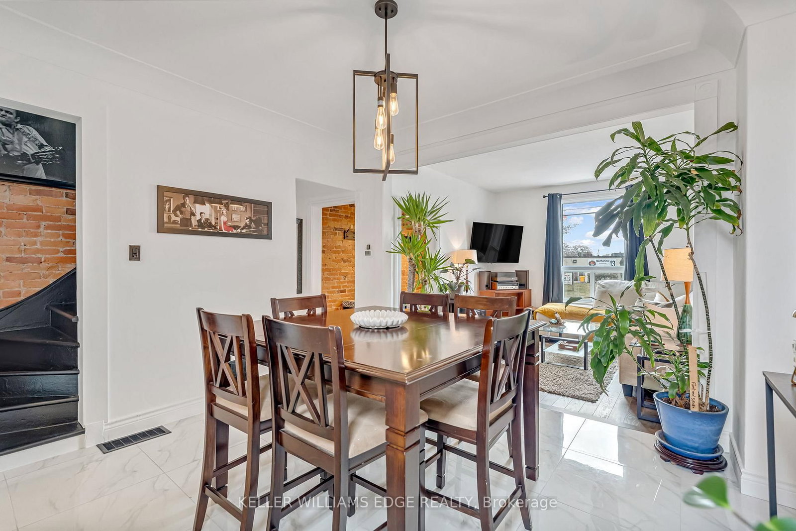 Townhouse for sale at 188 Bay Street, Hamilton, Ontario, L8R 2P7 - Central - MLS: X12908578