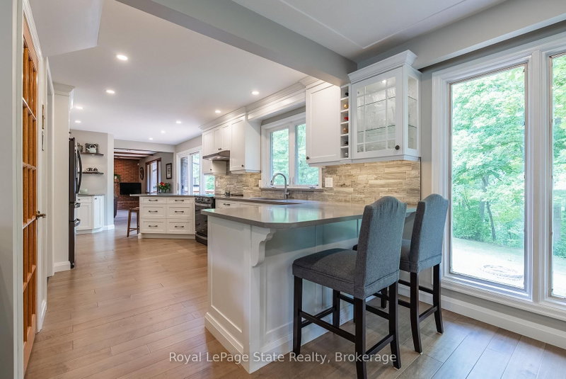 3 Maple Dr photo 5
