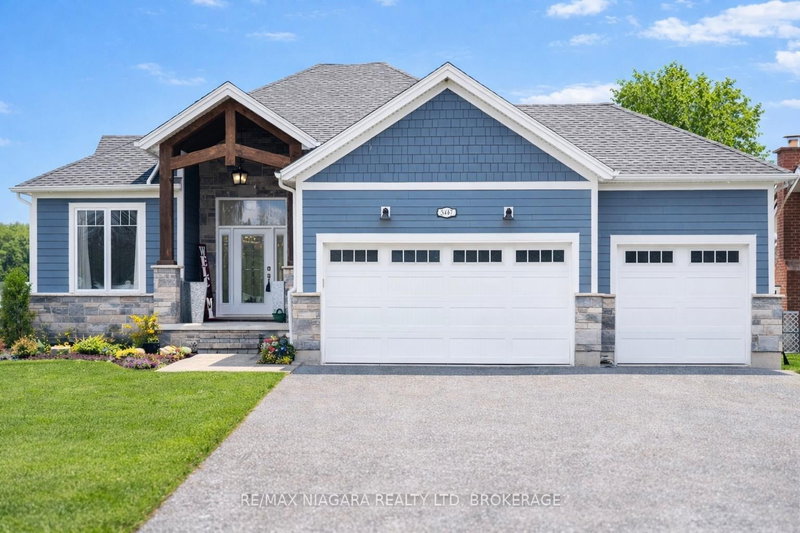 home for sale on 3157 Bethune Avenue