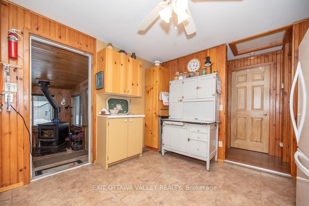 51 Myrlin Way • Deep River, ON photo 11