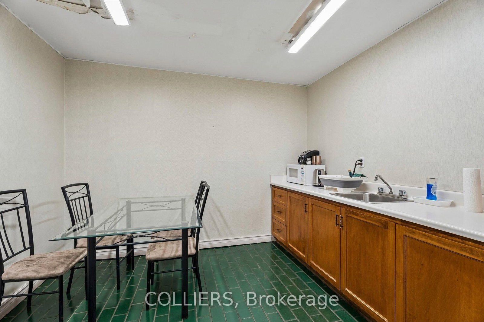 51 Covington Street - Photo 11