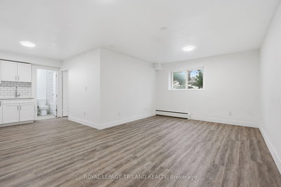 106 - 227 Cathcart St | London South | Image