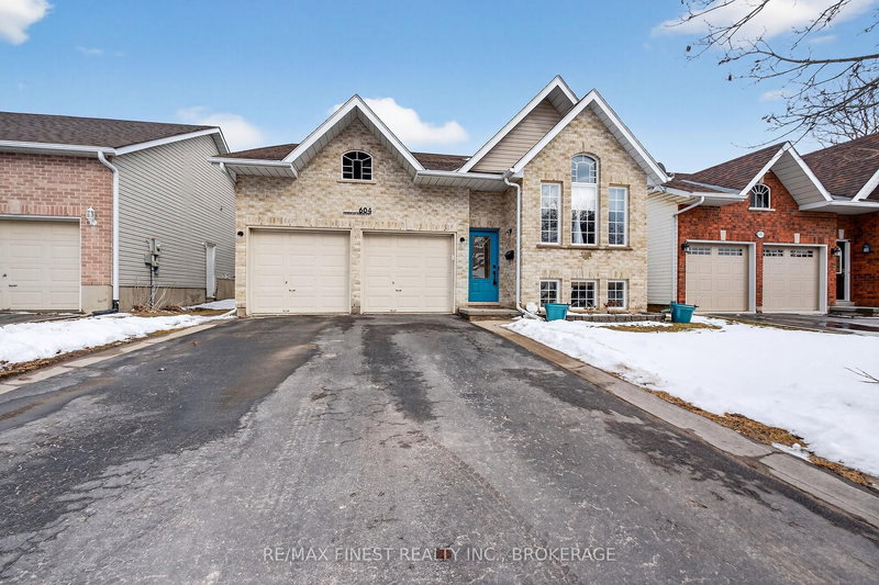 604 Freeman Cres, Kingston, K7K 7H6 | Image 3