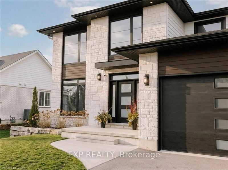 8476 Imperial Rd, Malahide, N5H 2R2 | Image 3