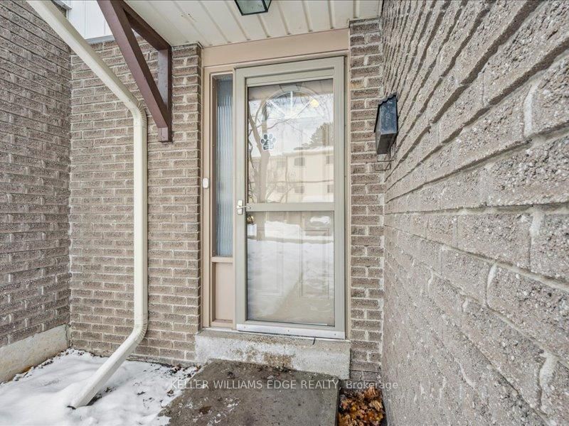 31 - 51 Paulander Dr, Kitchener, N2M 5E5 | Image 2