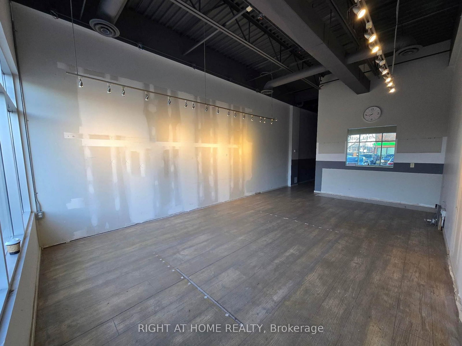 259 Queenston Road, Unit 6 - Photo 5