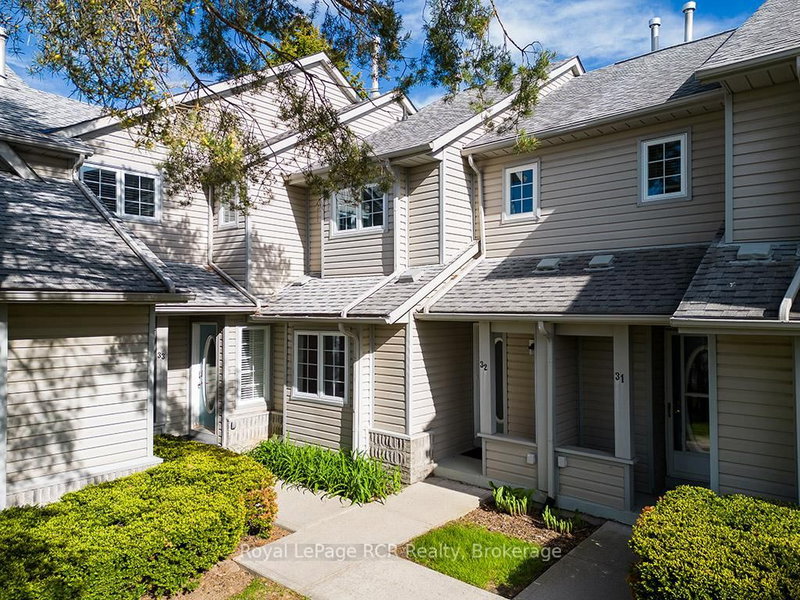 Unit #32 - 162 Settlers Way