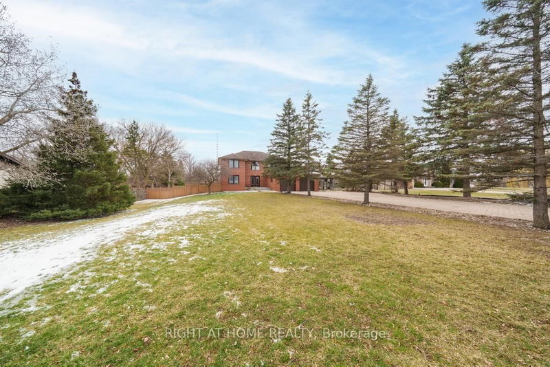 1055 Golf Club Rd, Hamilton, L0R 1P0 | Image 3