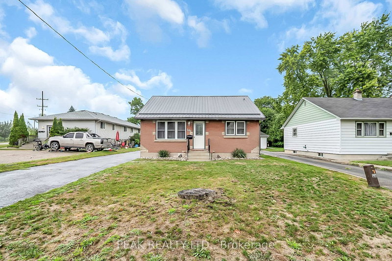 205 Crysler St, Norfolk, N4B 1H9 | Image 3