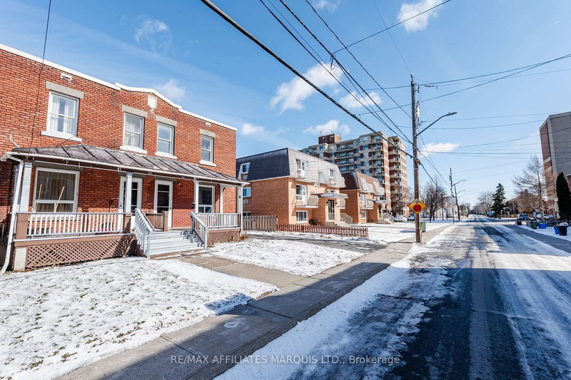 127 First St W, Cornwall, K6J 1C2 | Image 3