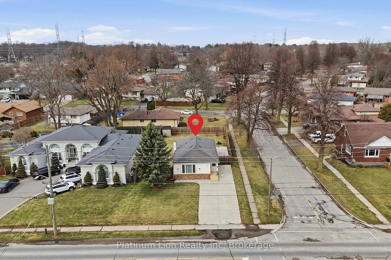 6581 Riall St, Niagara Falls, L2J 1Z4 | Image 2