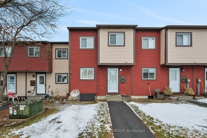 home for sale on 119 Teal Crescent