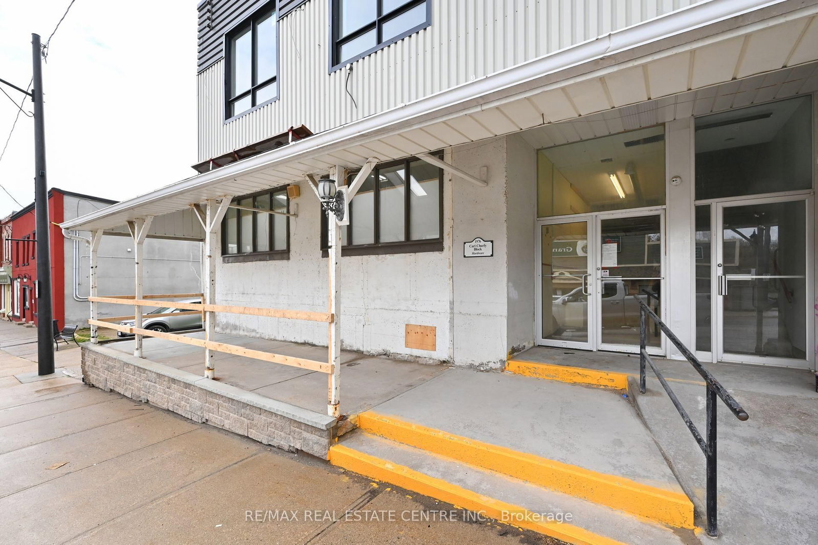 8 Main St S Main Street, Unit 4 - Photo 2