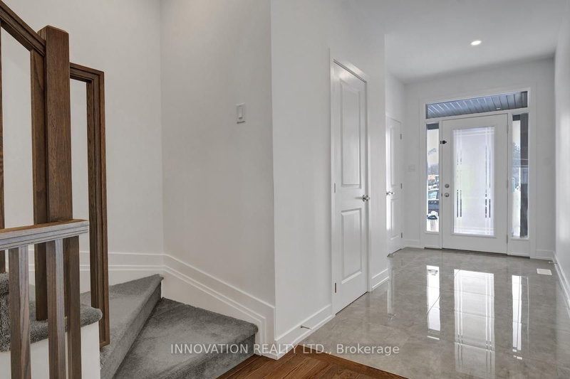 2349 Goldhawk Dr, Ottawa, K2S 2X3 | Image 3