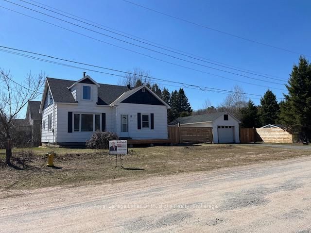 home for sale on 27 Lincoln Avenue