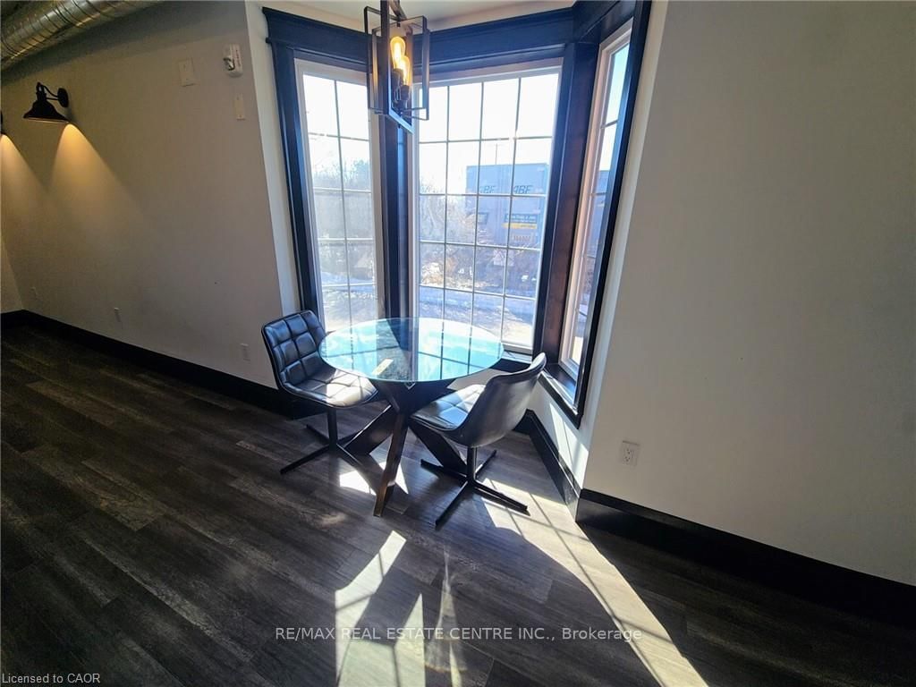 226 Samuelson Street - Photo 14