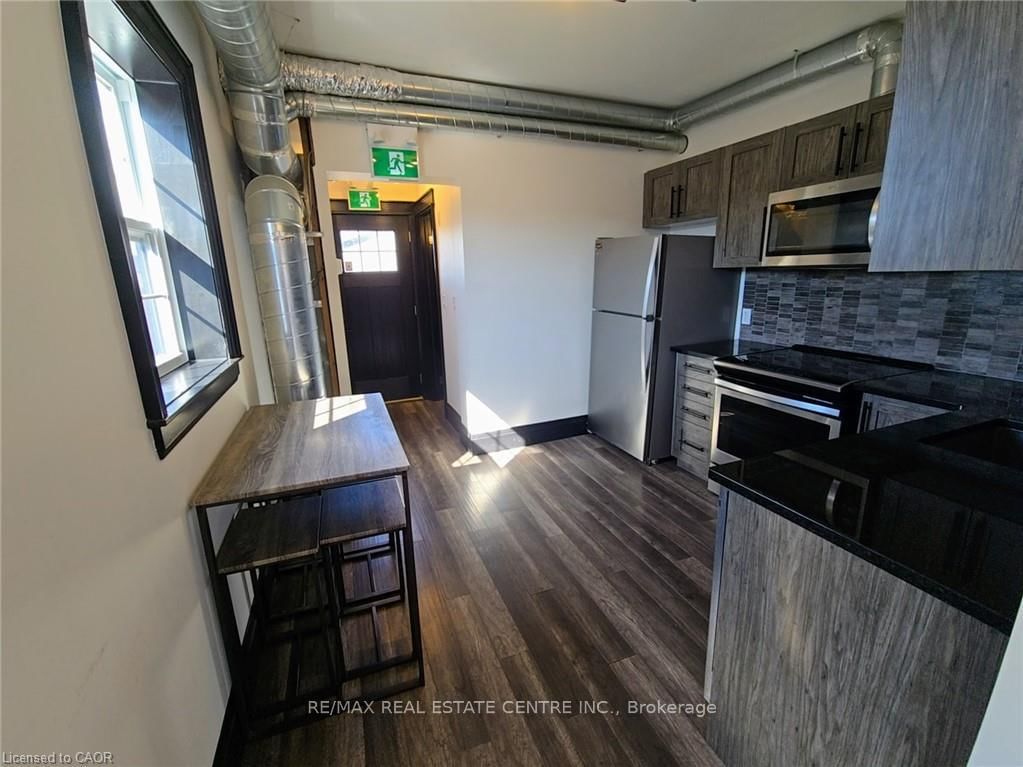 226 Samuelson Street - Photo 15