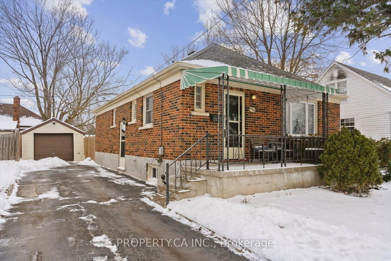 home for sale on 606 St Catherine Street