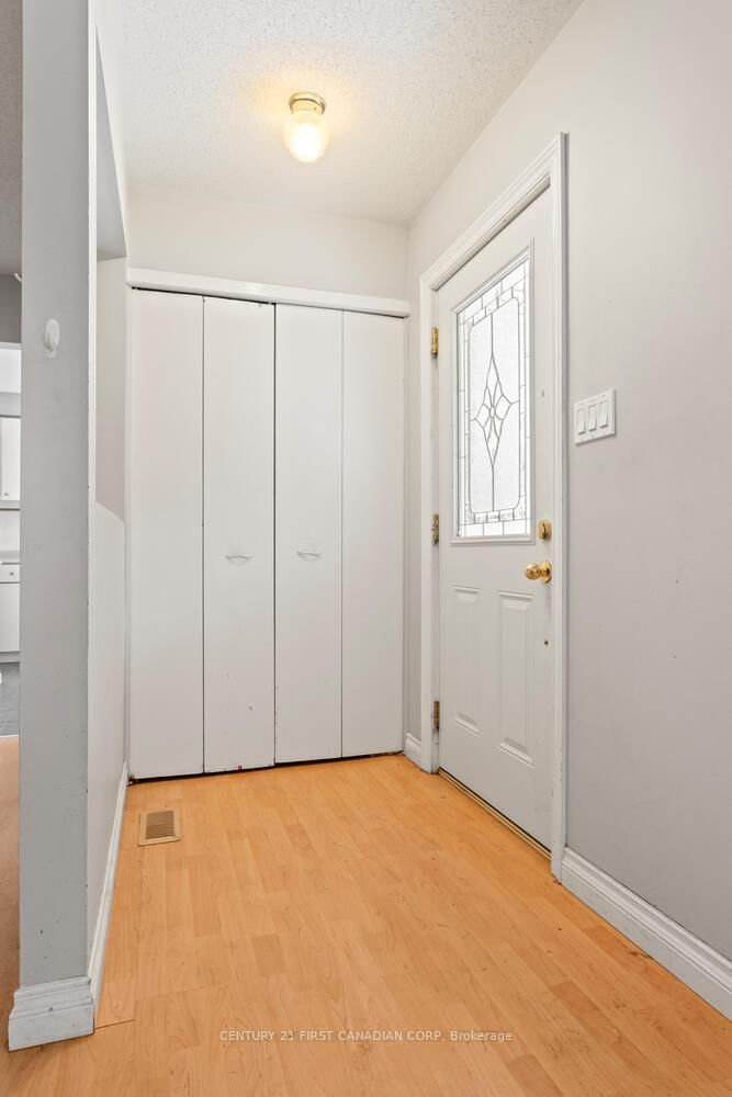 7 Rollscourt Gdns, London North, N6G 1L9 | Image 3