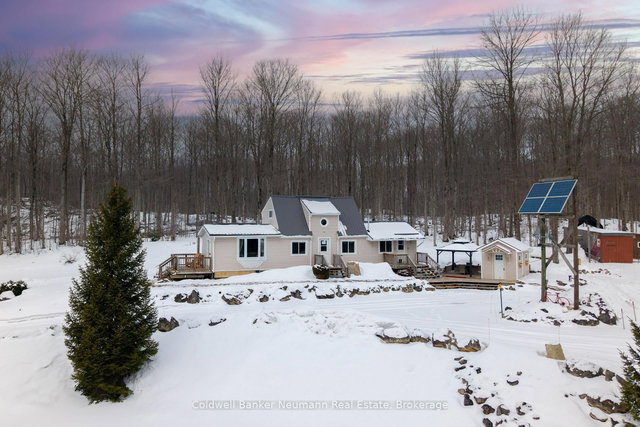 825173 Grey Road 40 Road