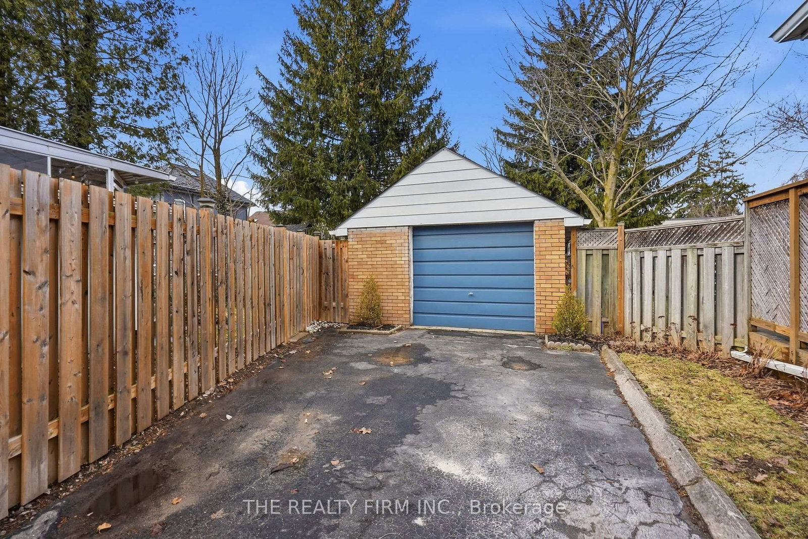 Listing Image 7
