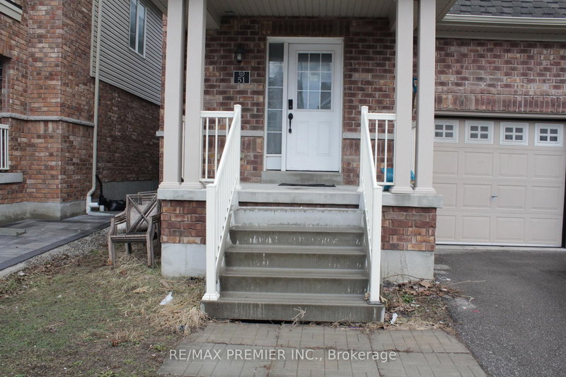 51 Mullholland Ave, Cambridge, N3H 5L5 | Image 3