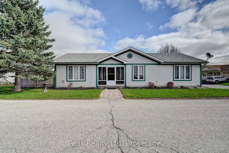 176 Wesley Cres, Waterloo, N2J 4G8 | Image 2