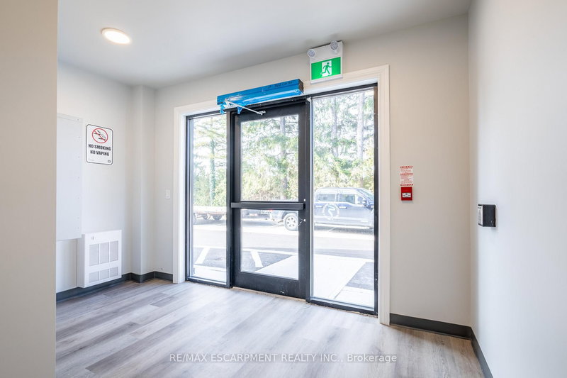 304 - 259 King St E, Hamilton, L8G 1M1 | Image 3