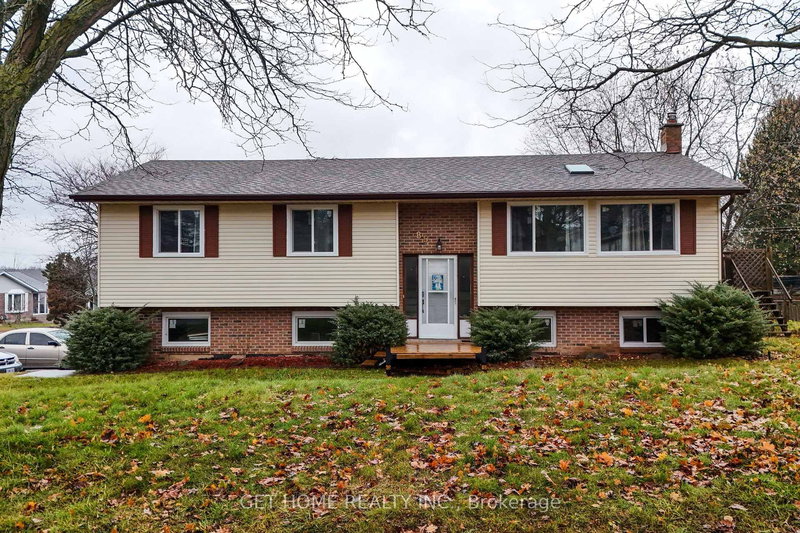 85 High Acres Cres, Kitchener, N2N 2S3 | Image 2