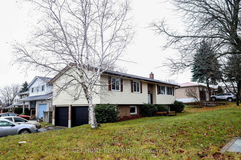 85 High Acres Cres, Kitchener, N2N 2S3 | Image 3