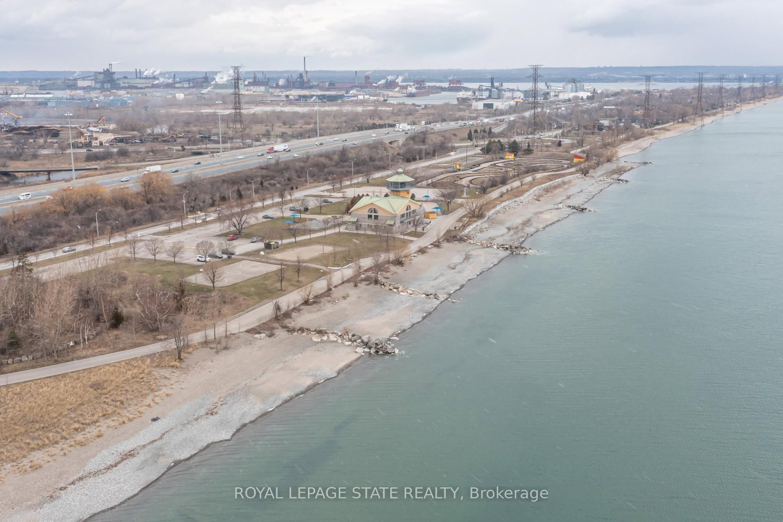 Detached House for sale at 624 Burgess Avenue, Hamilton, Ontario, L8H 6H9 - Parkview - MLS: X12910220