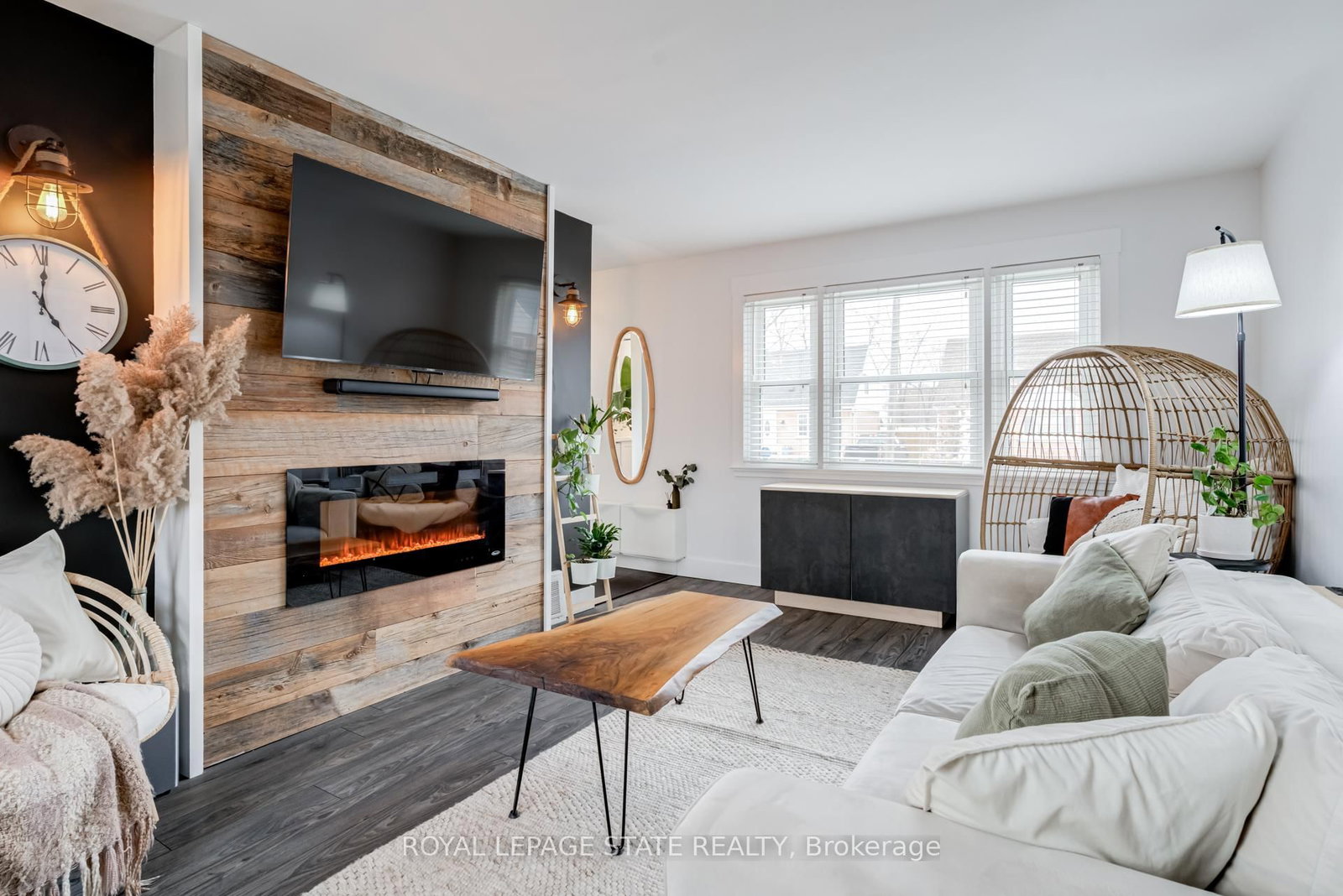 Detached House for sale at 624 Burgess Avenue, Hamilton, Ontario, L8H 6H9 - Parkview - MLS: X12910220