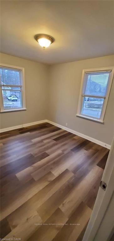 89 Elgin Street N - Photo 10