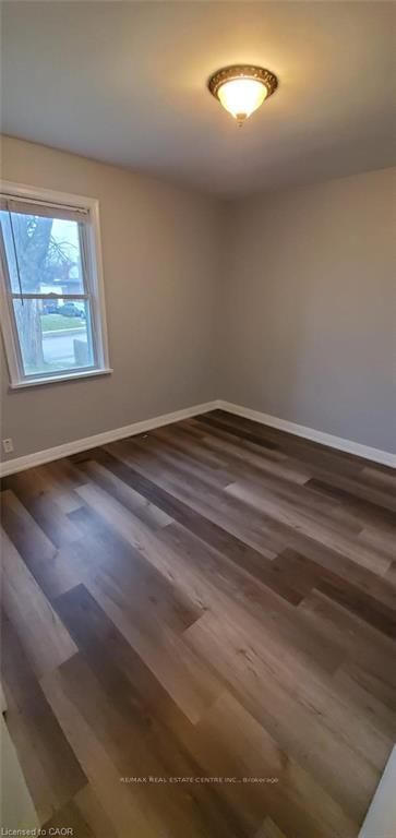 89 Elgin Street N - Photo 14