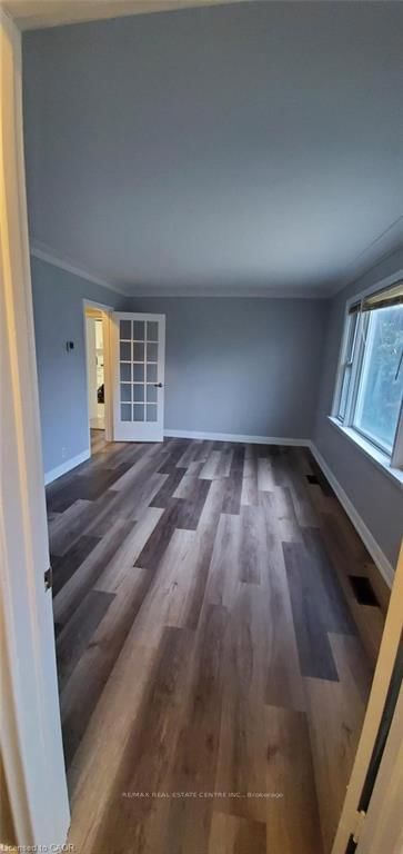 89 Elgin Street N - Photo 22