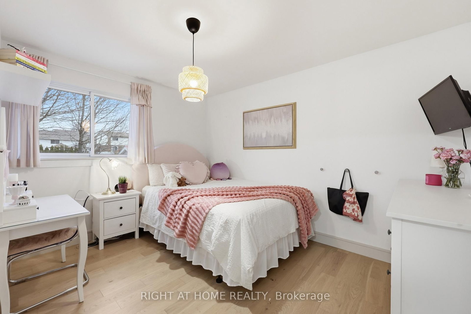 Detached House for sale at 50 Boulding Avenue, Hamilton, Ontario, L0R 2H3 - Waterdown - MLS: X12910464