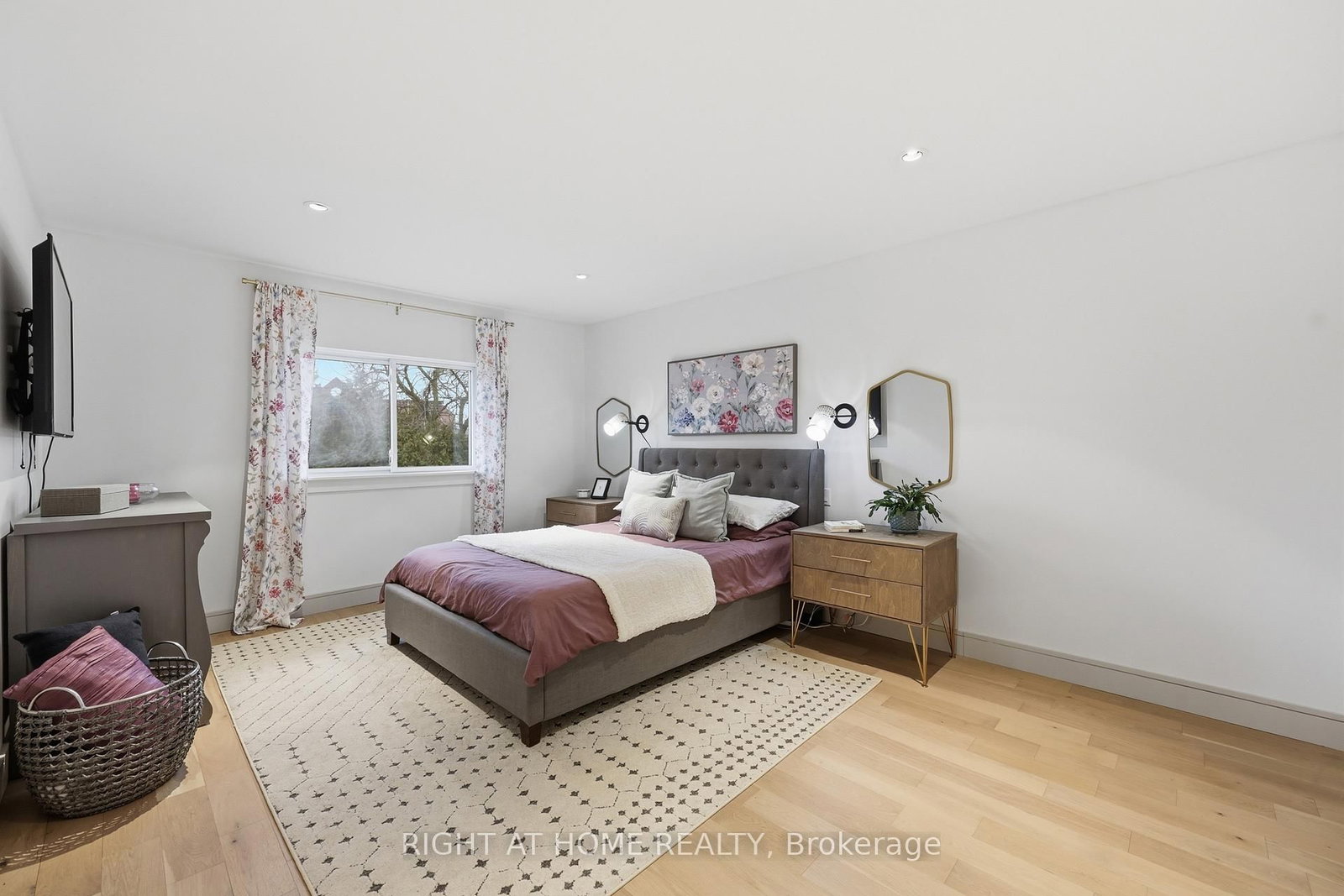 Detached House for sale at 50 Boulding Avenue, Hamilton, Ontario, L0R 2H3 - Waterdown - MLS: X12910464