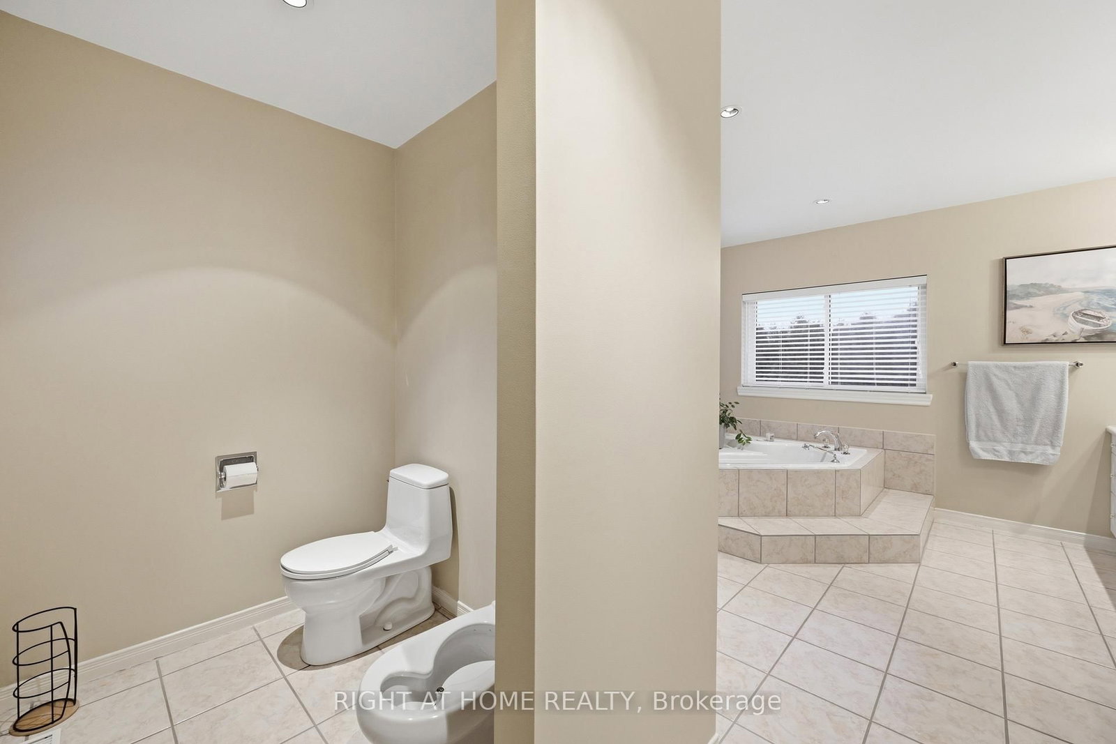 Detached House for sale at 50 Boulding Avenue, Hamilton, Ontario, L0R 2H3 - Waterdown - MLS: X12910464