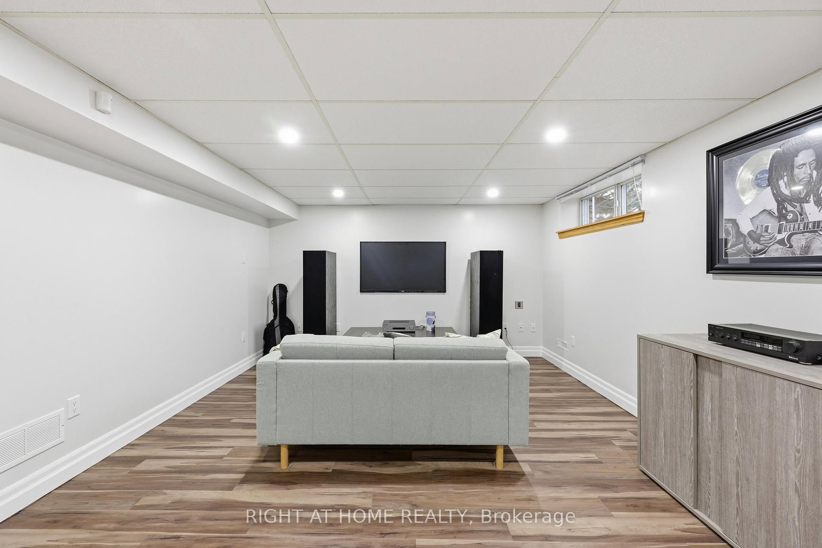 Detached House for sale at 50 Boulding Avenue, Hamilton, Ontario, L0R 2H3 - Waterdown - MLS: X12910464